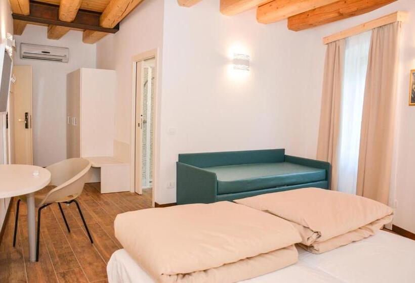 Пансион Theresia