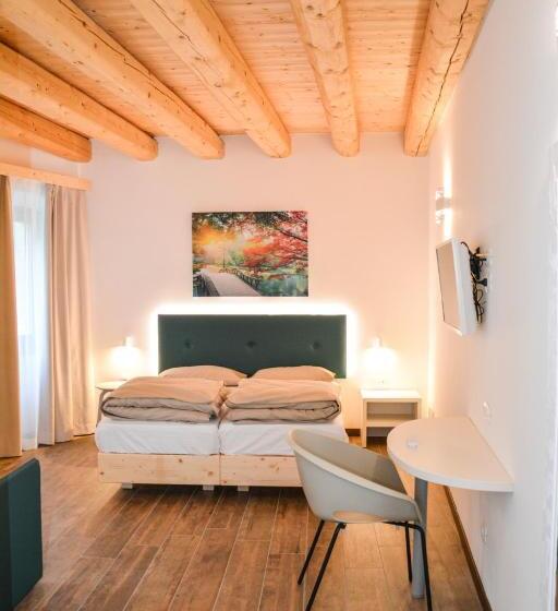 Пансион Theresia