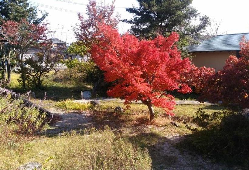 بنسيون Wakihonjin