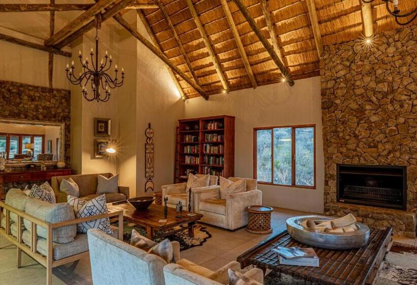 אתר נופש Lions Valley Lodge