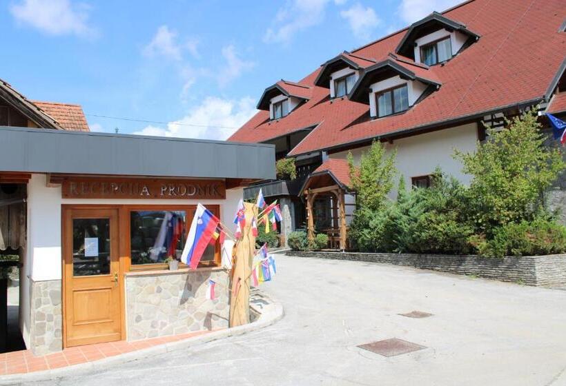 هاستل šport Center Prodnik