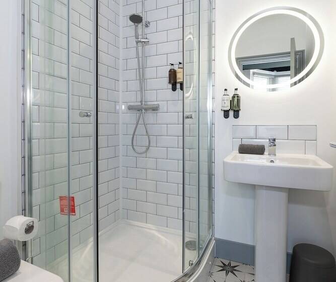 مبيت وإفطار The Madison