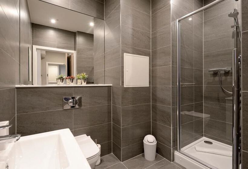 Nelson Mandela Place Apartments