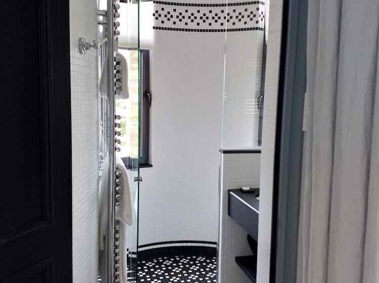 בית מלון כפרי Le Nessay