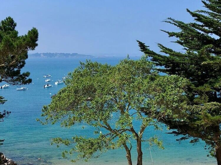 בית מלון כפרי Le Nessay