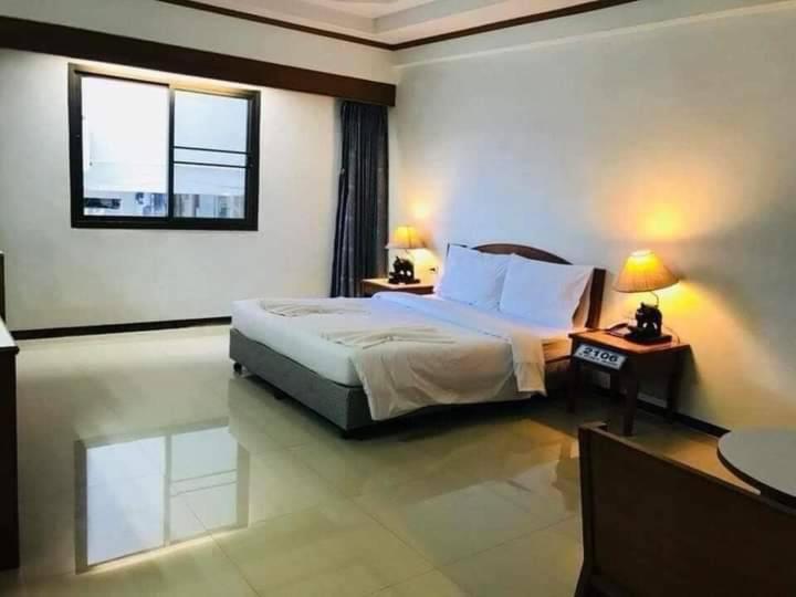 בית מלון כפרי Vatchara Northgate