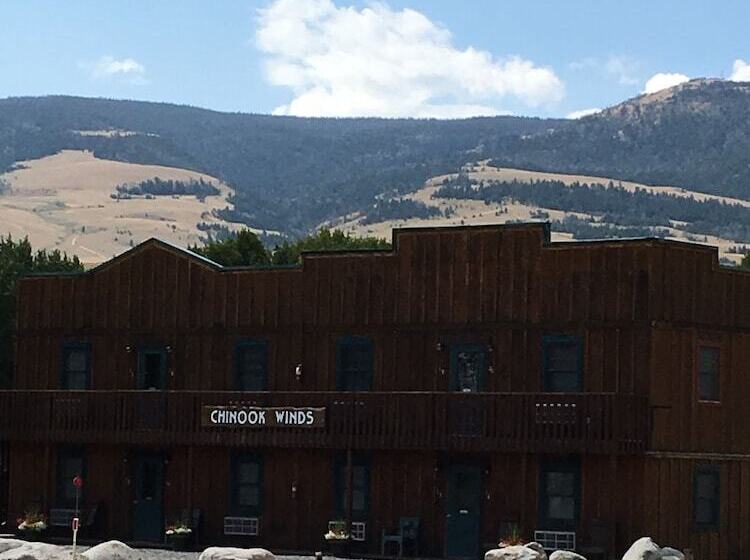 汽车旅馆  Chinook Winds Lodge
