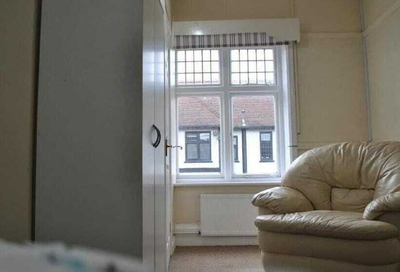 بنسيون Abbey Lodge Self Catering Accommodation