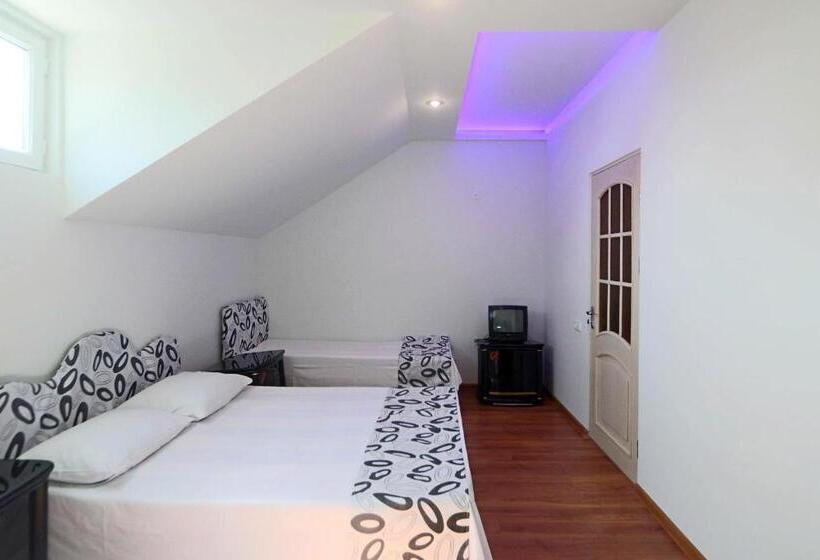 펜션 Garnim Guest House