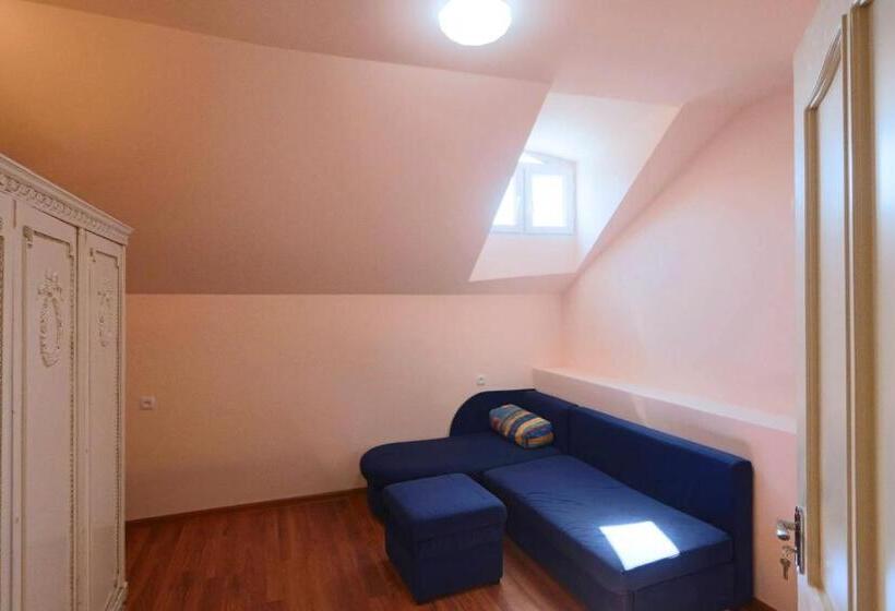 펜션 Garnim Guest House