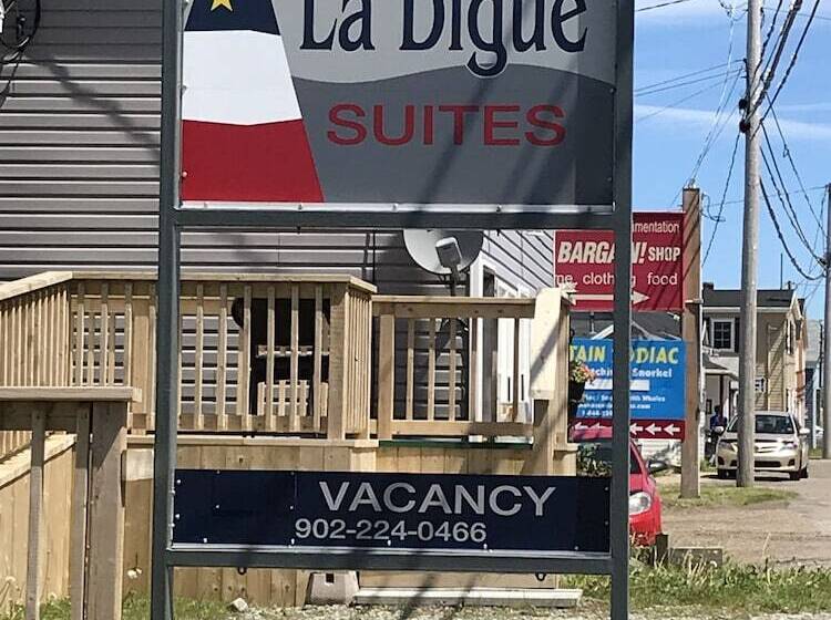 بنسيون La Digue Suites