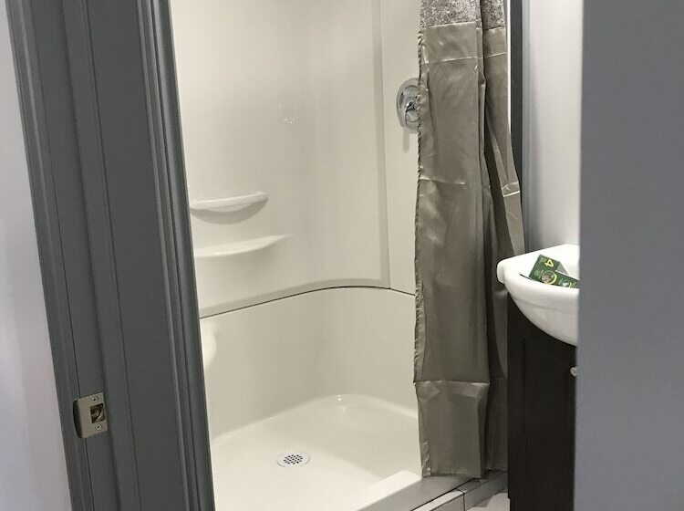 بنسيون La Digue Suites