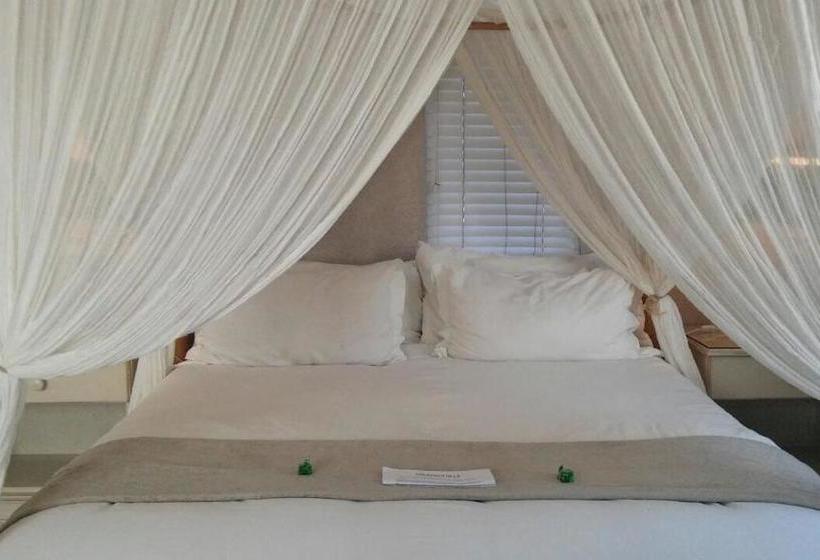 بنسيون The Beach Villa