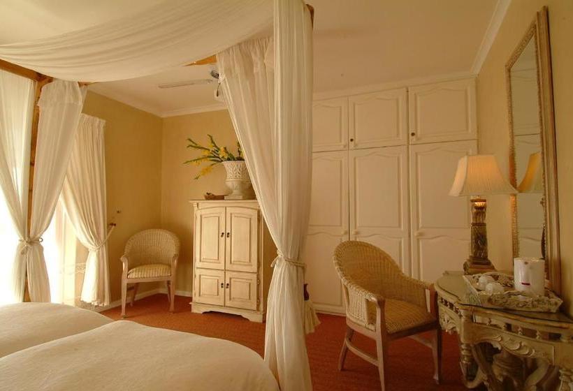 بنسيون The Beach Villa