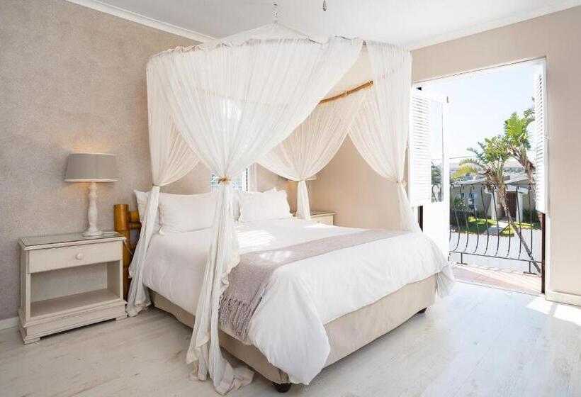 بنسيون The Beach Villa