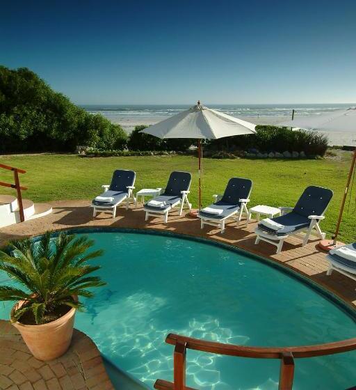 بنسيون The Beach Villa