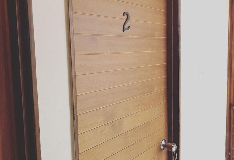 פנסיון Guest House Umusan