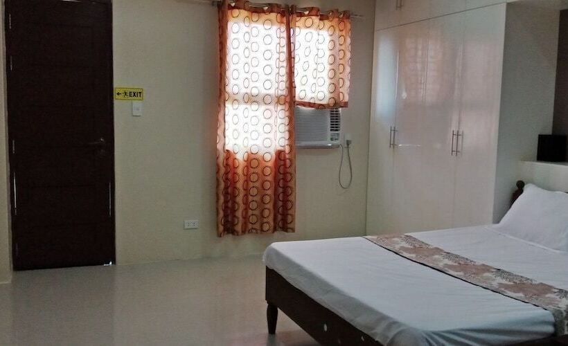 فندق صغير Casa Sarmiento Travelers Inn