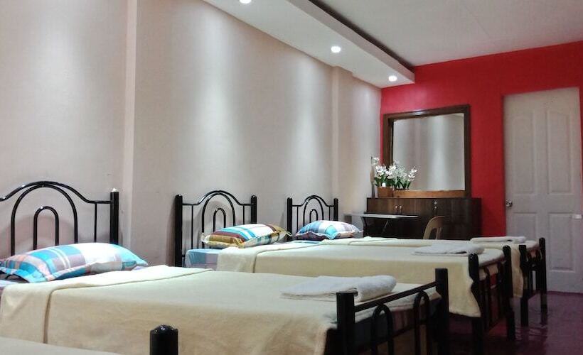 هاستل Casa Sarmiento Travelers Inn