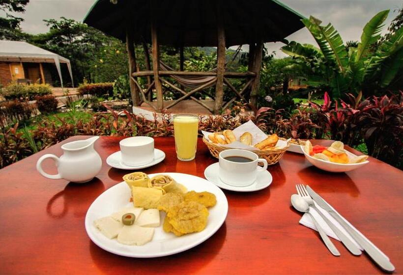 هاستل Hosteria Orkidea Lodge