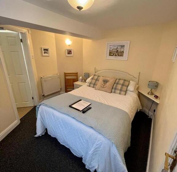 Dunscar Farm Bed & Breakfast