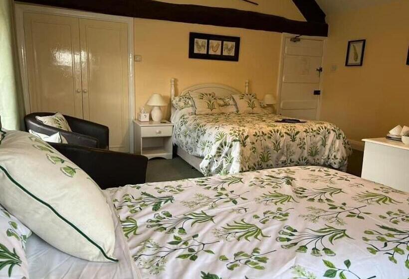 Dunscar Farm Bed & Breakfast