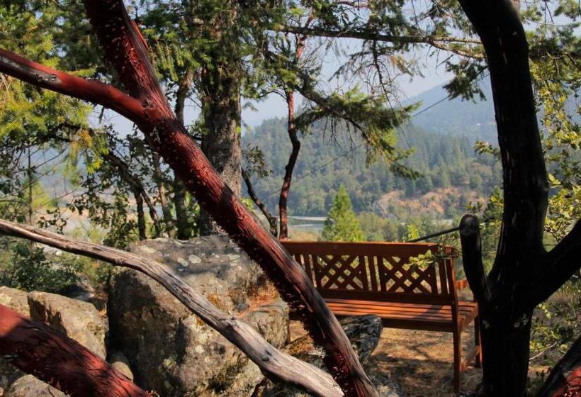 בית מלון כפרי Coho Cottages