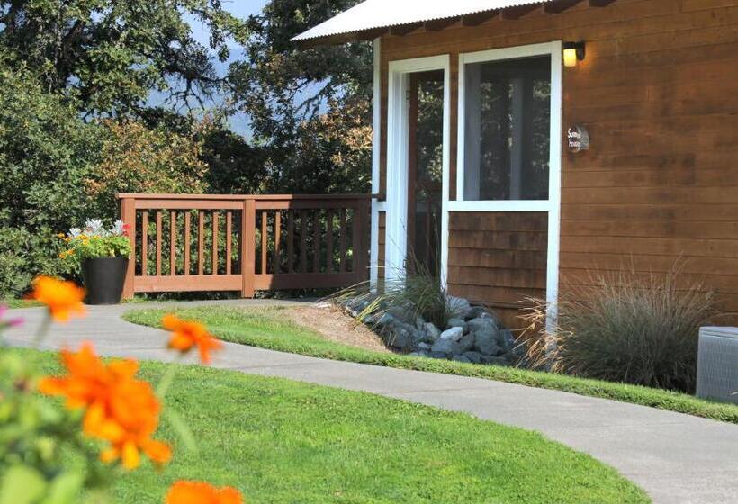 בית מלון כפרי Coho Cottages