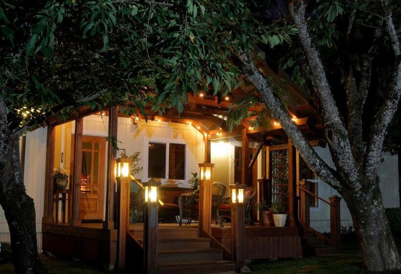 בית מלון כפרי Coho Cottages