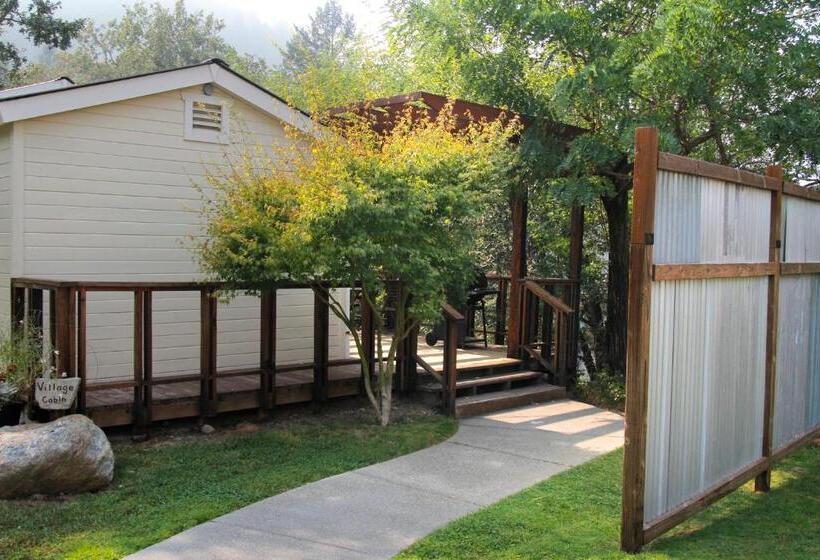 בית מלון כפרי Coho Cottages