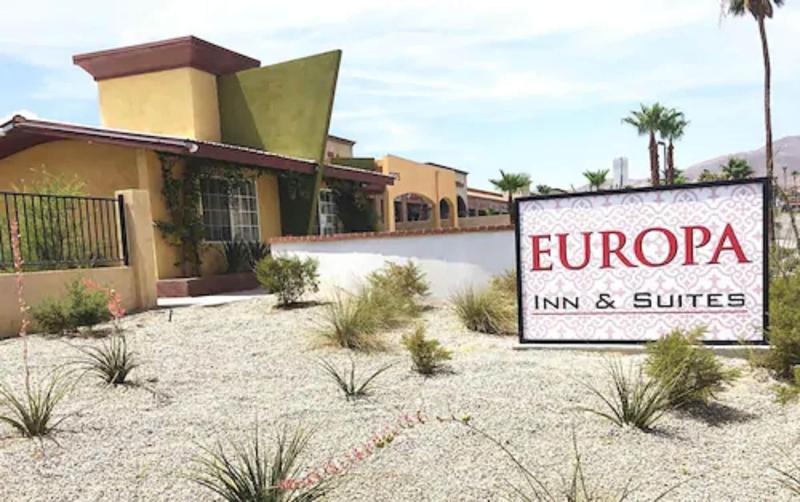 ホテル Europa Inn & Suites