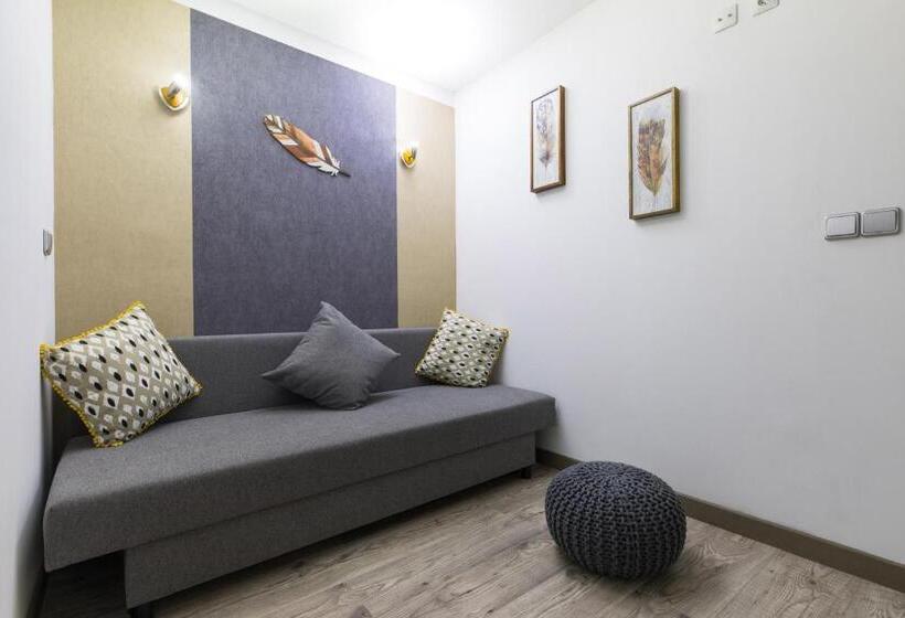 Отель Hôtel Des Beaux Arts