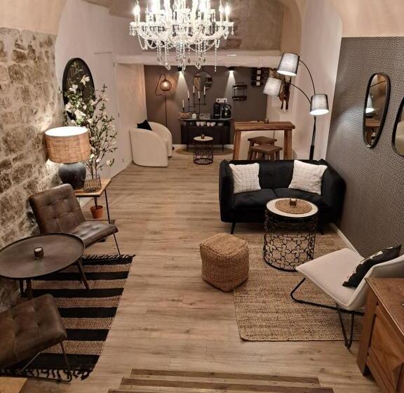 בית מלון כפרי Hôtel Le Patio De Sophie