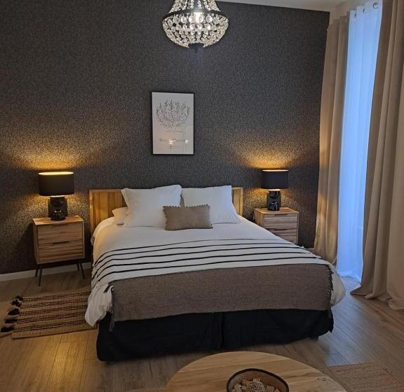 בית מלון כפרי Hôtel Le Patio De Sophie