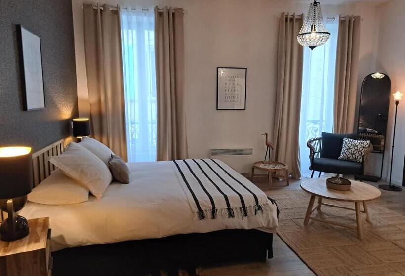 בית מלון כפרי Hôtel Le Patio De Sophie