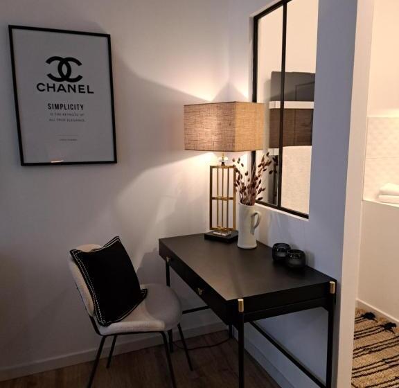 בית מלון כפרי Hôtel Le Patio De Sophie