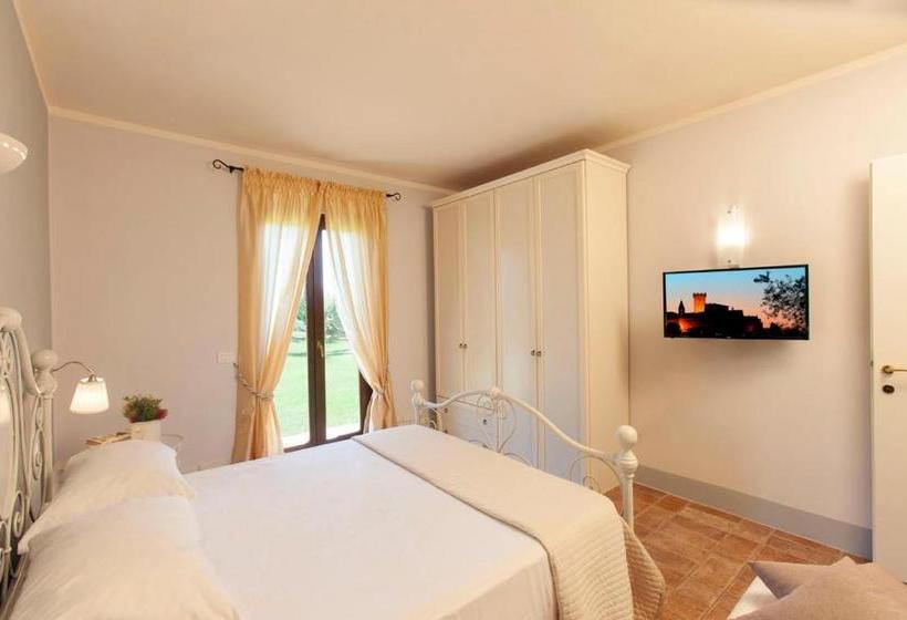 בית מלון כפרי Il Casale Degli Olivi