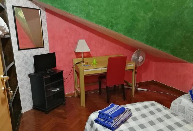 Отель Le Colline