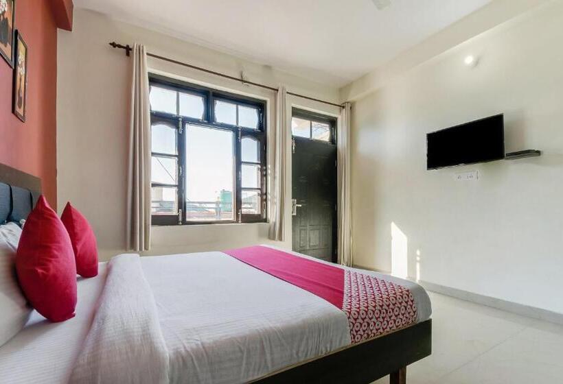 هتل Oyo 12442 Twilight Guest House