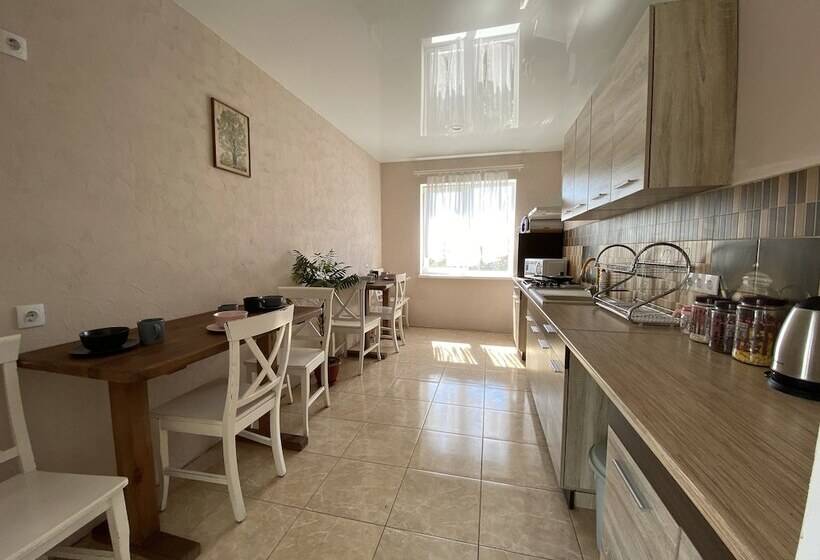 بنسيون Element