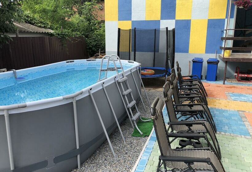 ペンション Element