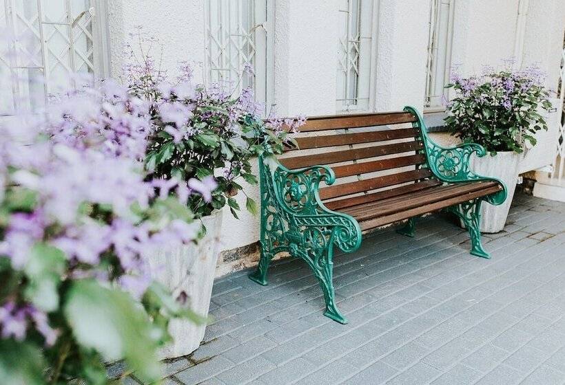 פנסיון Iso'bella Vita Guesthouse