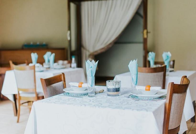 פנסיון Iso'bella Vita Guesthouse