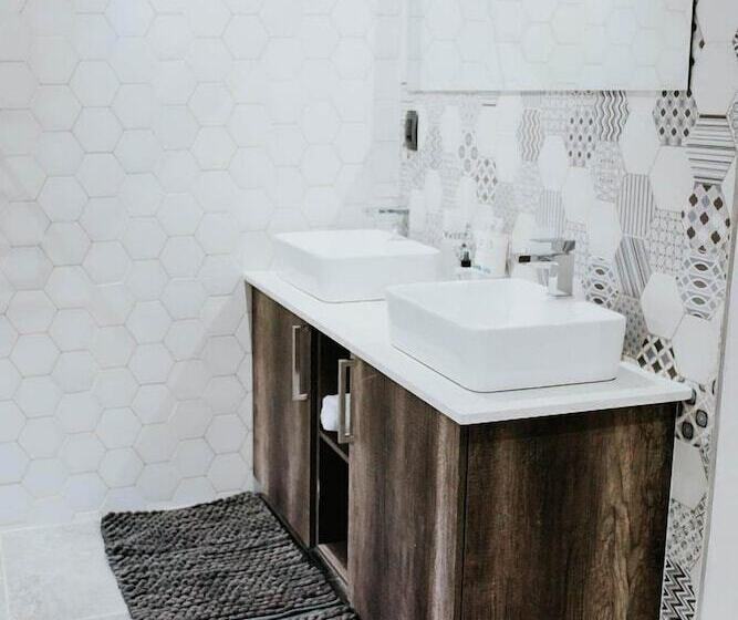 פנסיון Iso'bella Vita Guesthouse