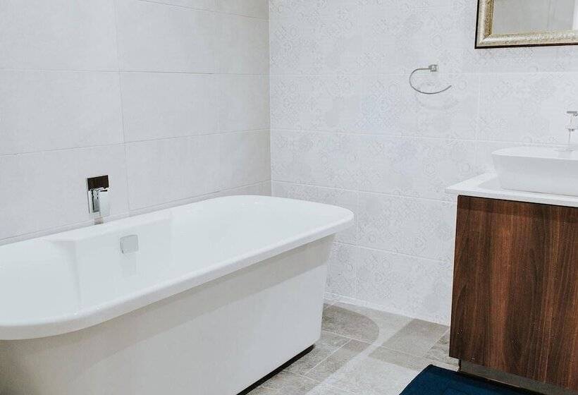 פנסיון Iso'bella Vita Guesthouse