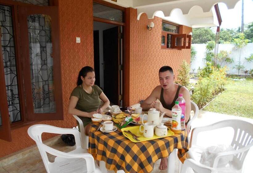 膳宿费 Nadee Villa 7