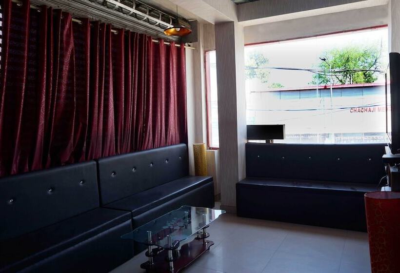 پانسیون Osaka Taj