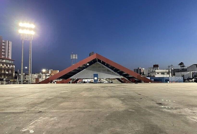 ペンション Pousada Acauã Acesso Através De Escadas