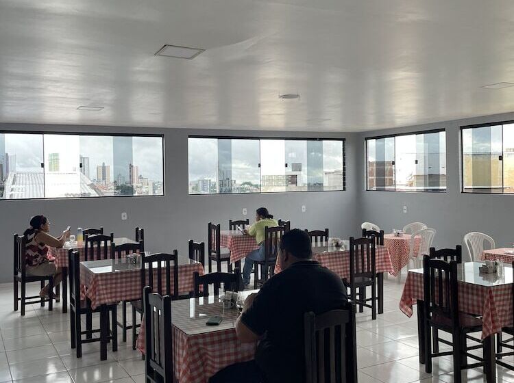 ペンション Pousada Acauã Acesso Através De Escadas