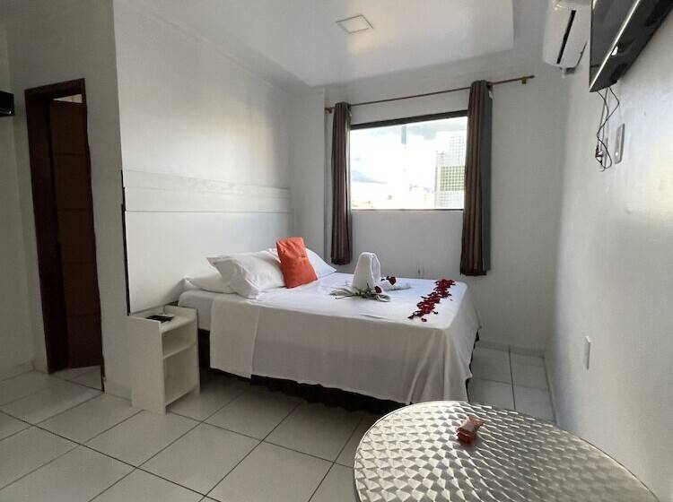 ペンション Pousada Acauã Acesso Através De Escadas